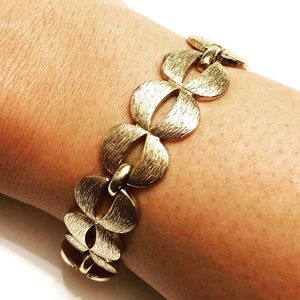 Vintage Monet Bracelet Gold